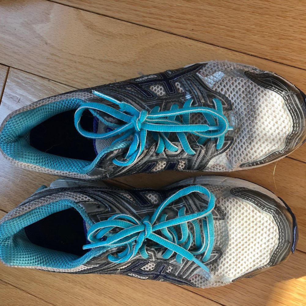 Asics Running shoes size 6